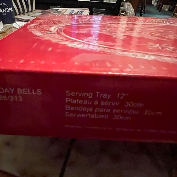 Vintage Mikasa Christmas glass serve ware - Picture 6 of 7